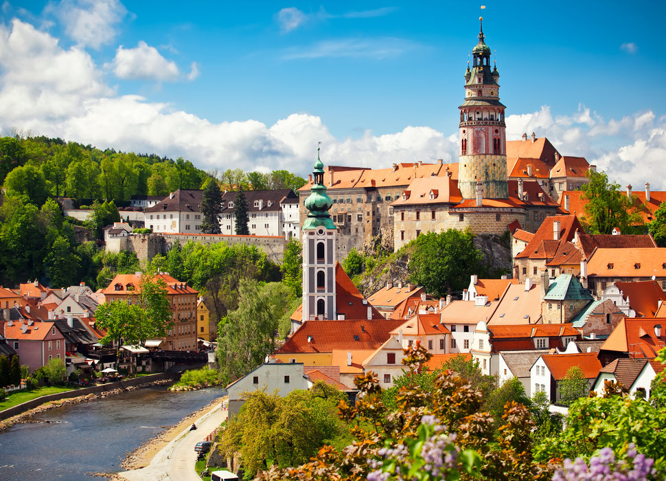 Georgia’s Stepantsminda among the most breathtakingly beautiful small towns in the world geotv.ge